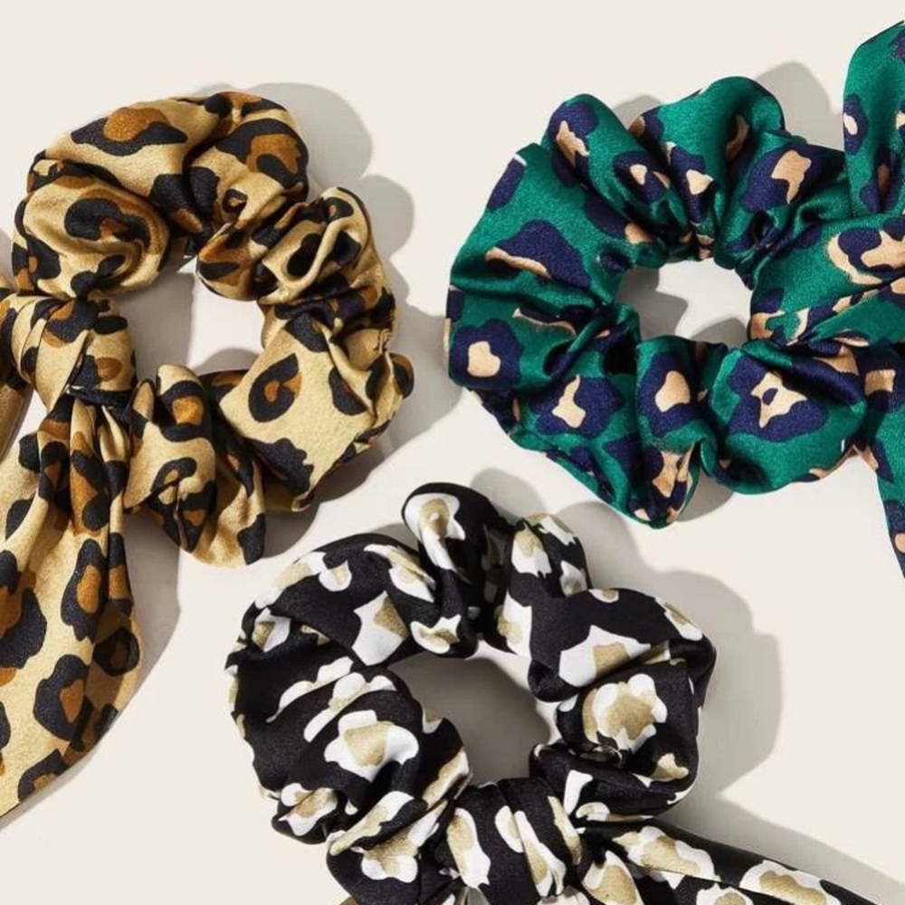 🌟LAST ONE🌟 Leopard Bow Knot Satin Scrunchie - Picture 2 of 3